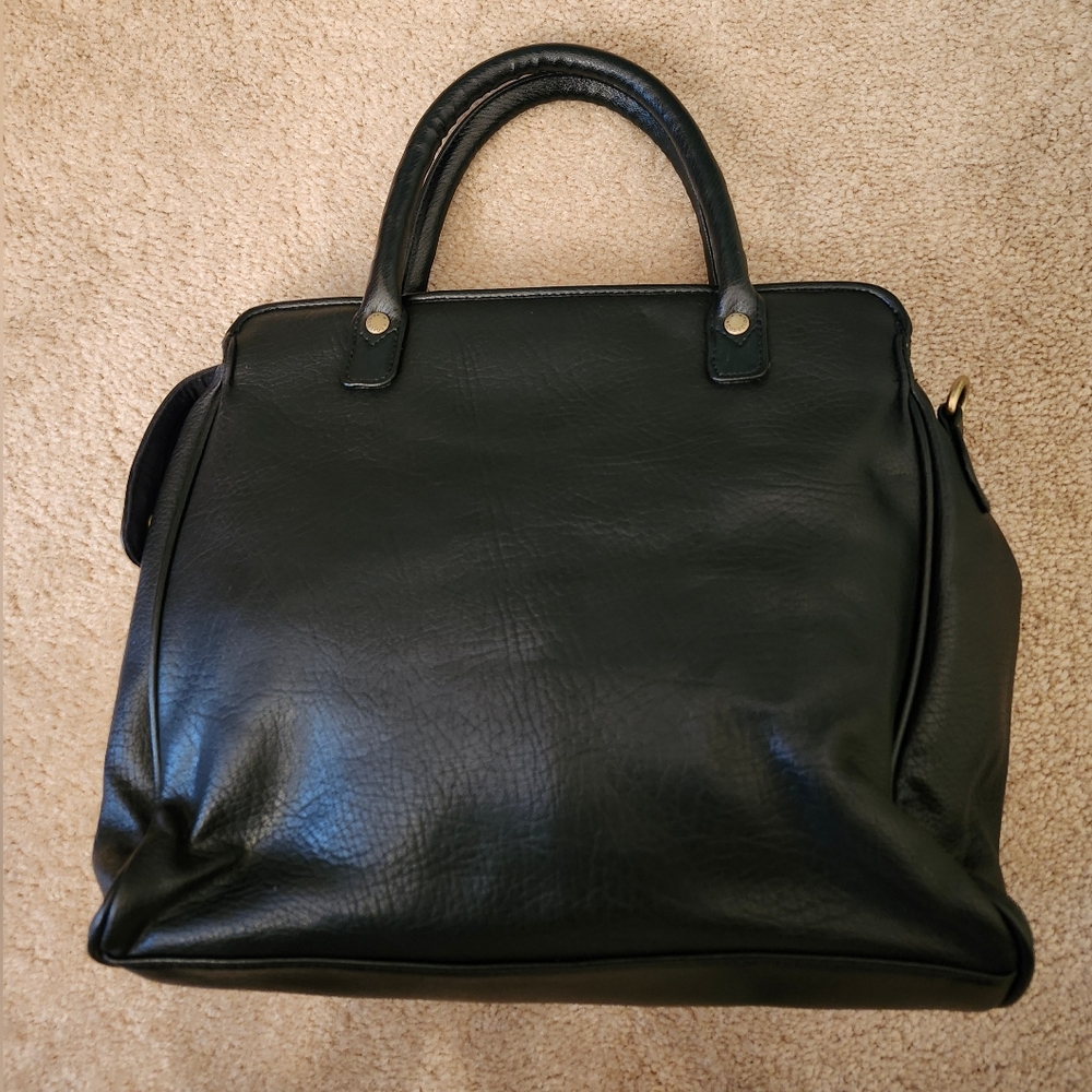 Capezio Black Crossbody Bag - Picture 3 of 11